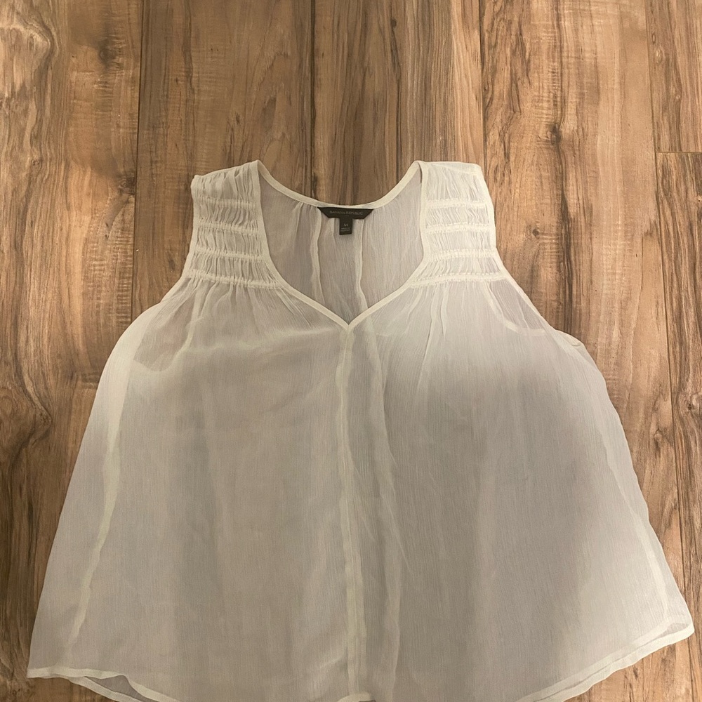Banana Republic White Sleeveless V-Neck Sheer Camisole